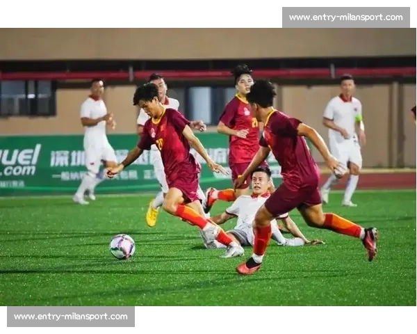 托雷斯中国行 Day2 燃爆山城！颠球神技 + 友谊赛献技，球迷热情掀翻现场