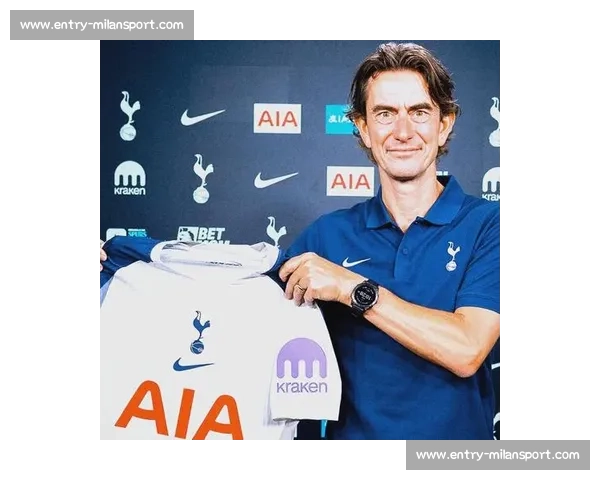 费迪南德力挺姆贝乌莫加盟曼联:英超证明实力,红魔接近 6000 万镑签约 费迪南德力挺姆贝乌莫加盟曼联:英超证明实力,红魔接近 6000 万镑签约