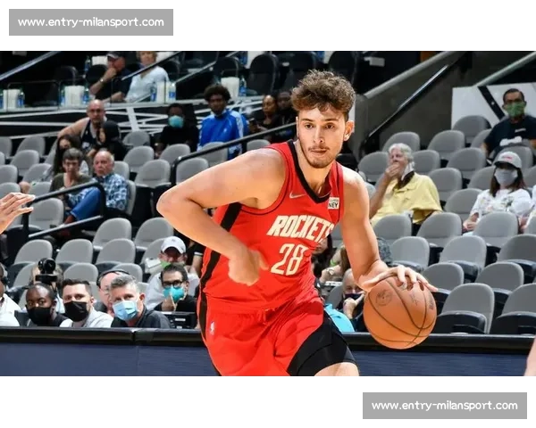 布克 7490 万年薪续约！太阳倒贴清比尔，火箭旧将格林转型控卫挑大梁