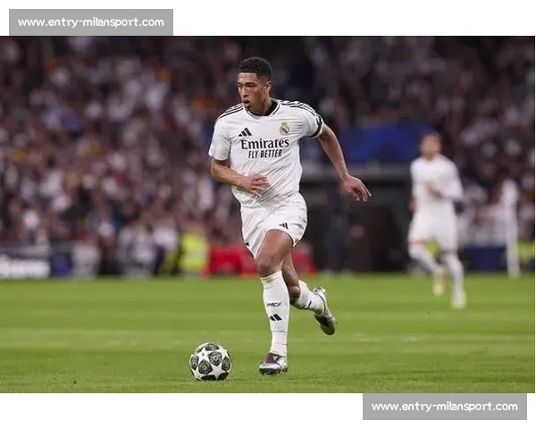 贝林厄姆新战术体系遇挫:高温与防守重任拖累皇马开局