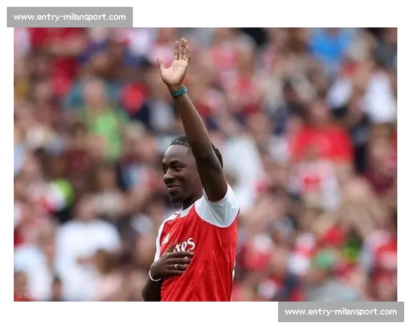 北伦敦双雄争夺水晶宫王牌!埃泽转会战引爆今夏首波高潮 北伦敦双雄争夺水晶宫王牌!埃泽转会战引爆今夏首波高潮