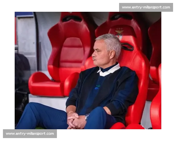 土超黑幕曝光！足协官员密谋报复穆帅，狂人或重返英超豪门